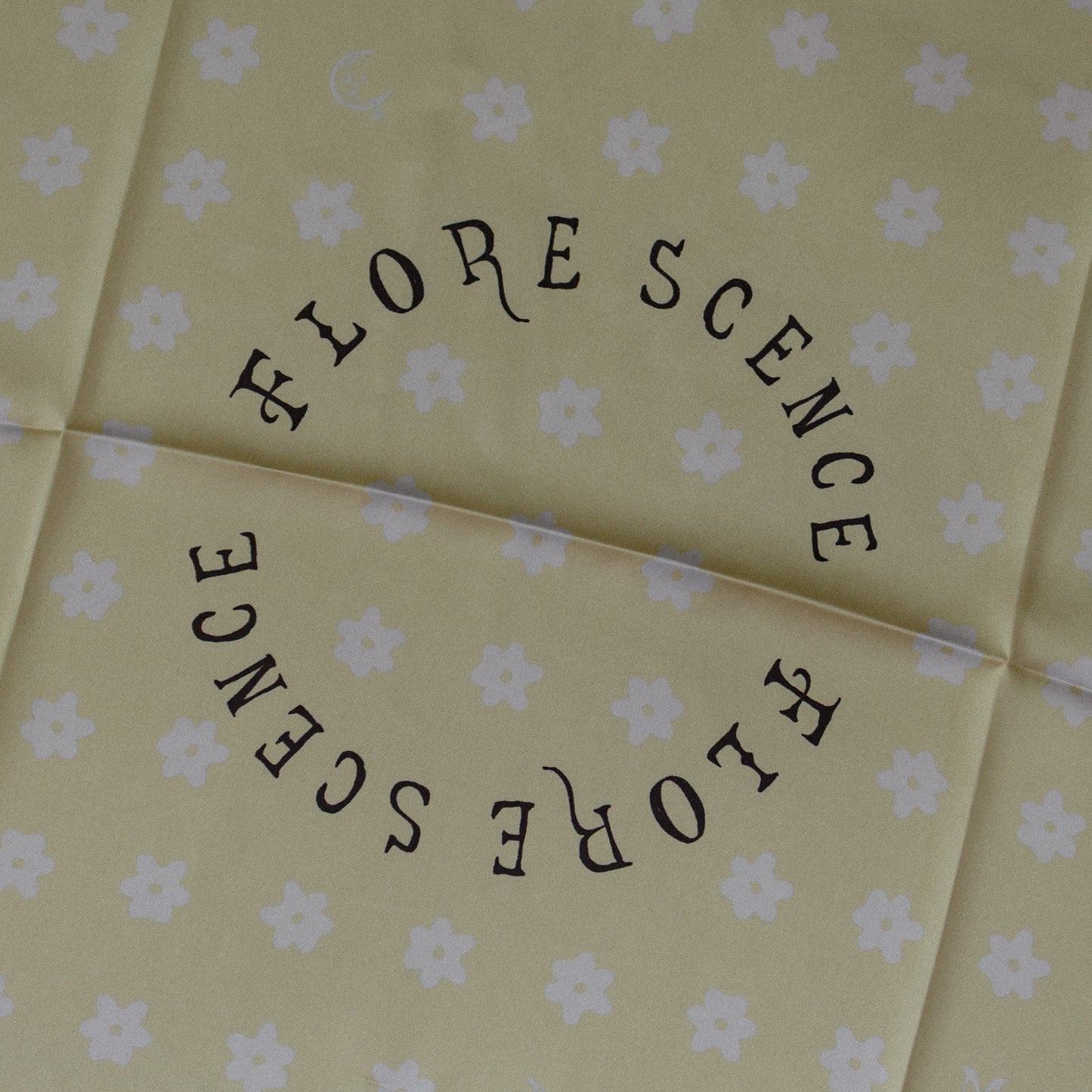 Florescence Scarf